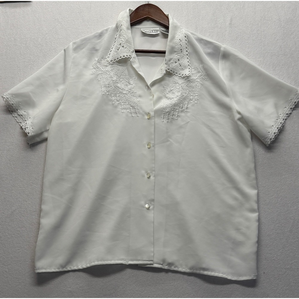 Christie & Jill Shirt Embroidered Lace Collar Cottagecore Coquette Blouse